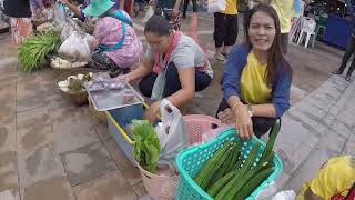 ตลาด5นาที สถานีรถไฟบุรีรัมย์