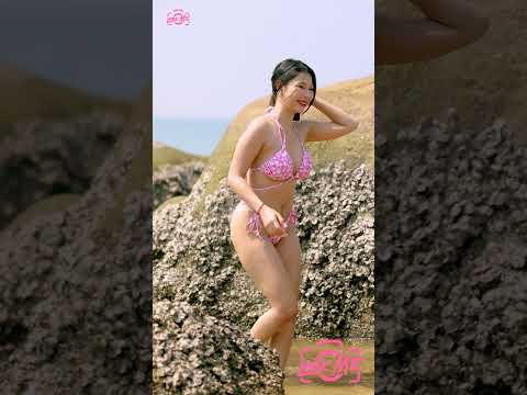 Lookme beach model Fah #4klookbookmodel #verticallookbook #swimsuit #model #beach