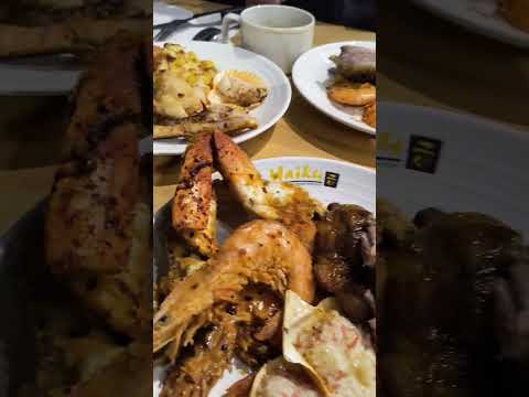 Behold...the BUFFET #food #buffet #crab #beef #foodie #shortvideo #short #shorts #foodblogger