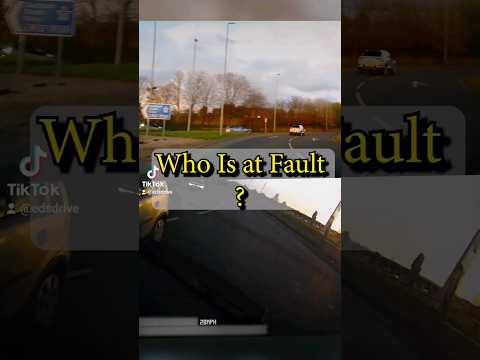 🤯💥🚗Crash, Who is at Fault? #fyp #dashcamuk #drivingfails