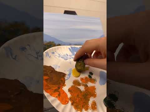 [clip] Painting EASY background trees with a sponge 🎨🍂 #easypainting #paintingtips #beginner