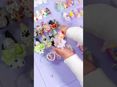 しなこちゃん🌷💜イメージのネイルチップを作ってみた💅お菓子もりもりゴテゴテ🍭ネイル #しなこ🌷💜  #お菓子 #ネイルチップ #nails #ゆめかわ #グミ#shorts