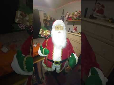 Landon & Co. 2024 Lifesize Dancing Santa