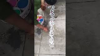 Simple Side Border Design 🌹 Easy kolam 🌹#trending #youtubeshorts #viral#rangoli