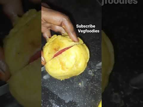 Famous Andhra Tomato  stuffed Bajji Rajahmundry most famous tomato Bajji at godavari gattu