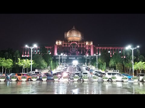 Walking Around Putrajaya at Night