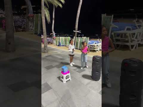 The cutest Little Street Performers on Beach Road, Pattaya Thailand