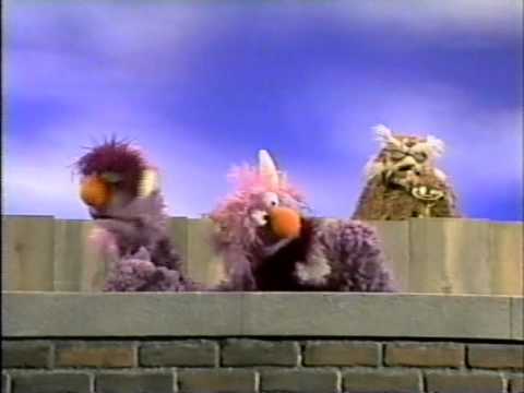 Sesame Street - Hoots and the 2-headed Monster