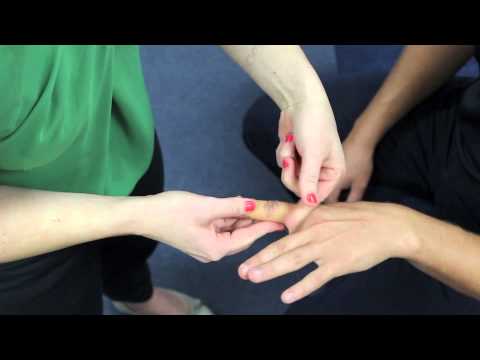 How to tape a finger / Interphalangeal joint taping - Presented by Pivotal Motion