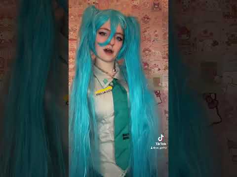 Hatsune Miku Cosplay - Vocaloid Cosplay