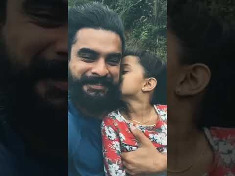 മിന്നൽ മുരുളിയായി Tovino യും മകളും❤#trending #reels #love #minnalmurali