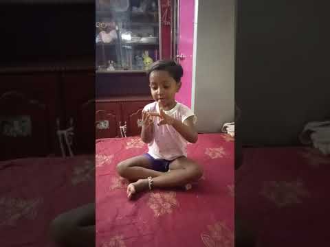 #shorts||సమోసా 10కి మూడు||my daughter imitating the samosa seller||please Subscribe to my channel