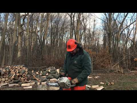 Pieced together stihl 041 farm boss runs great old school power saw