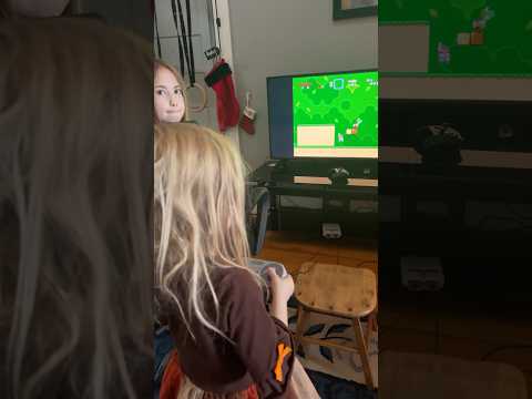 Dad plays Super Mario World w/the Kids! 🥰🧑👧👧🎮