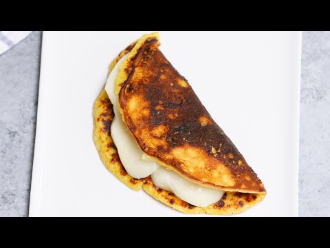 Cachapas (How to Make Venezuelan Fresh Corn Pancakes)