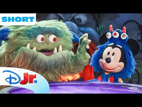 Mickey Mouse Halloween Spooky Stories 🧙 | A Mickey Monster Tale | Episode 5 | @disneyjr