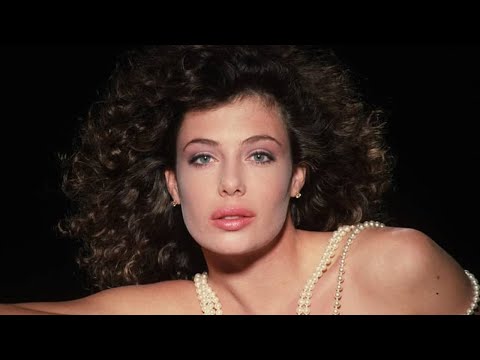 SEXY KELLY LEBROCK PHOTOS: Pantyhose, Stockings, Tights,Heels, Mini Skirt,MiniDress