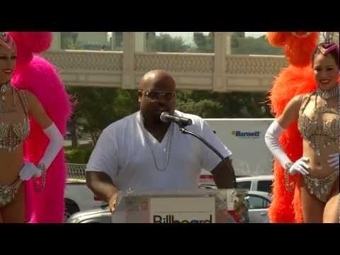 Cee Lo Green makes a funny entrace at Caesars Palace in Las Vegas