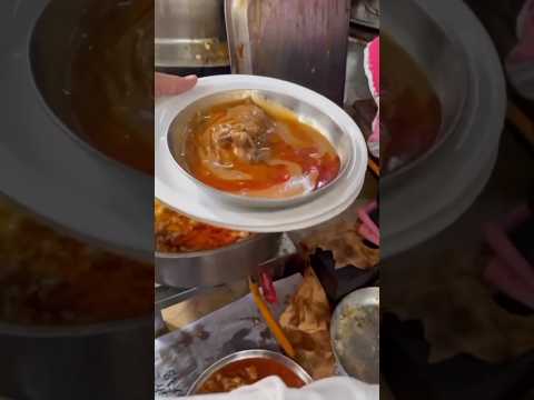 Waris Nihari#streetfoodvideos#foodie #food #shorts #viralshorts #shortvideo