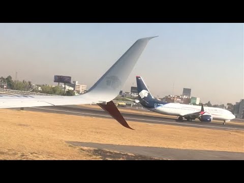 Boeing 737-800 takeoff from Mexico City International Airport, Popocatépetl & Iztaccíhuatl volcano