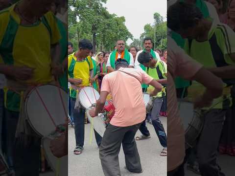 Dhol bajate hue 🥁 #Shorts #viral  #ytshort #trending #shortsfeed #viralvideo