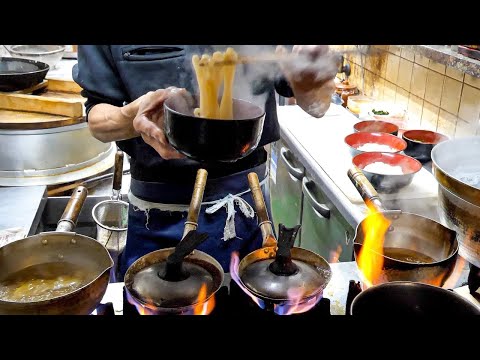 A day in the life of a popular soba restaurant run by a skilled and handsome chef!