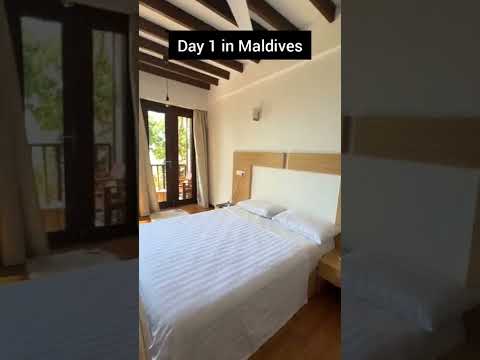 Maldives budget stay under ₹10000 | Room tour of Thundi Sew View | Fulidhoo Island