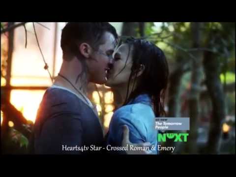 Star - Crossed: Roman & Emery Kiss