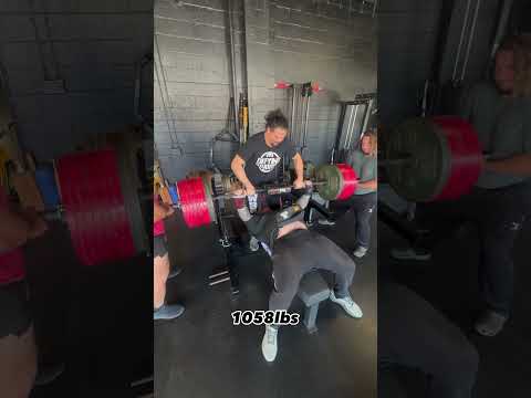 1058 POUND BENCHPRESS 🤯 #elitefts #gym