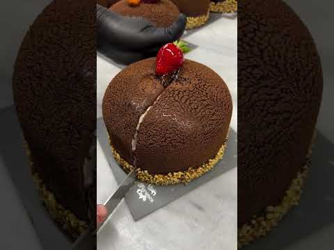 Chocolate cake #pastries #choco #youtubeshorts #shorts