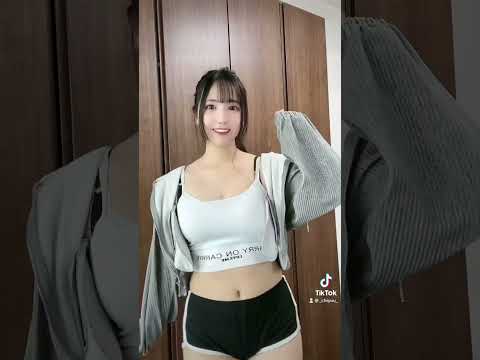 一番最初にどこに目がいった？ #shorts