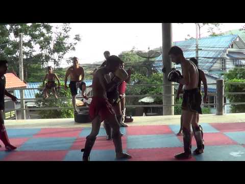 Pedro Kol Sparring in Thailand