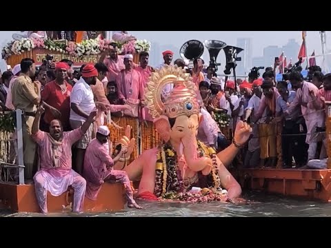 लालबागचा राजाचा अखेरचा निरोप 2024|| लालबागचा राजा विसर्जन2024#lalbaghcharaja #visarjan #sea #video