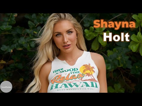 Meet Shayna Holt: The Stunning Social Media Sensation