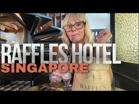 RAFFLES HOTEL We try out THE LONG BAR in Singapore for a SINGAPORE SLING