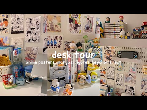 desk tour !! anime posters, mangas, figures, keychains, ect