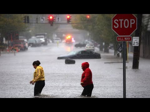 Los angeles is turning into a river! Severe flash floods hit Burbank Hollywood