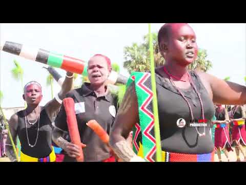 Jalle women full performance during world cultural day in South Sudan