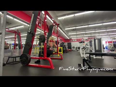 Wide Stance/ Close Stance Smith Machine Squat