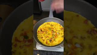 THE BEST OMELLETE IN THE WORLD | THE GOLDEN BALANCE