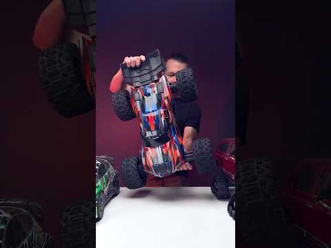 I feel that even beginners can do tricks with Sledge. SLEDGE Belted, 6s, 70+mph from Traxxas.