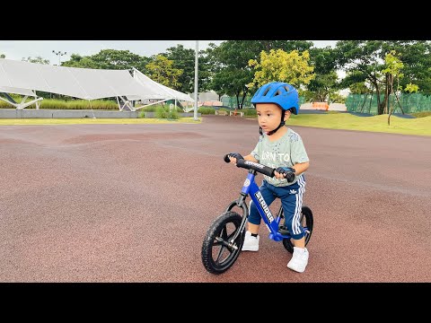 Strider balance bike toddler จักรยานขาไถเด็กเล็กใครๆก็ไถได้