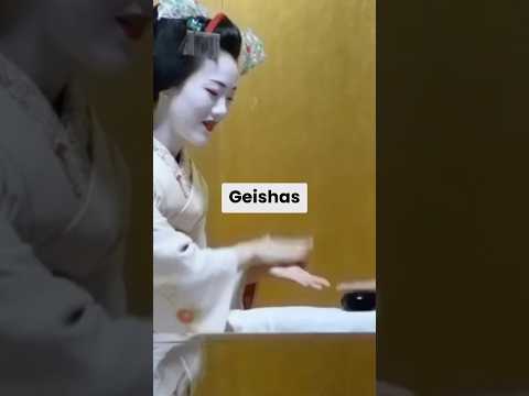 She ALWAYS wins  #geisha #japantravel #shorts