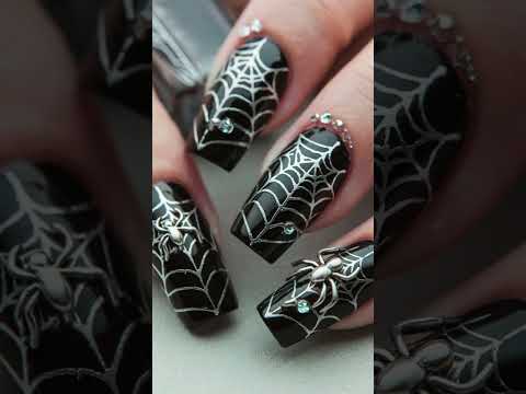 Witchy Black & Green Spooky Nails