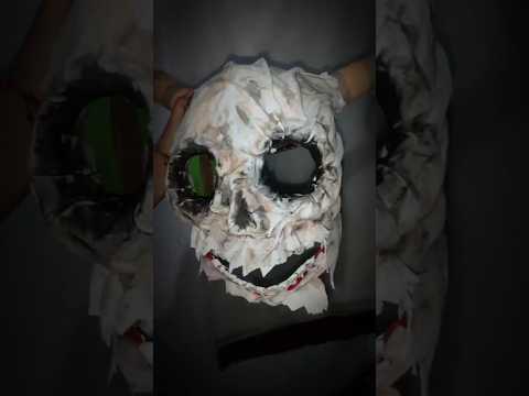 Máscara hecha de papel mache 💀😈#hechoamano #lich #mascara #handmade #mask #diy