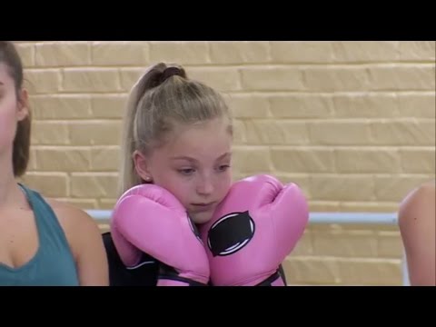 Dance Moms - Elite Group Rehearsal - The Champs (S6,E31)