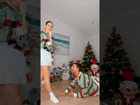 UNDERNEATH THE TREE SPED UP GOT US FEELING THE CHRISTMAS VIBE! 😍🎄 #dance #christmas #funny #shorts