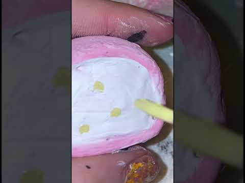 Clay mochi ice cream! #satisfyingpainting #satisfying