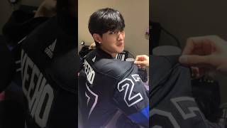 Yechan stealing Keeho’s clothes 💀💀 #82major #p1harmony