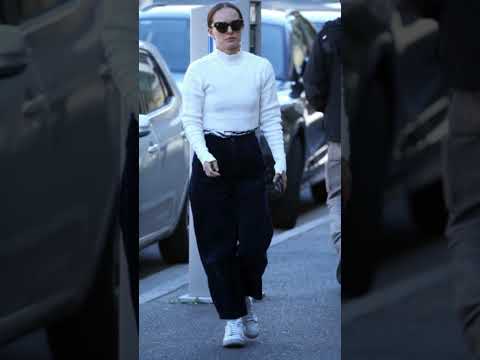 Natalie Portman Street Style | Celebrity Style